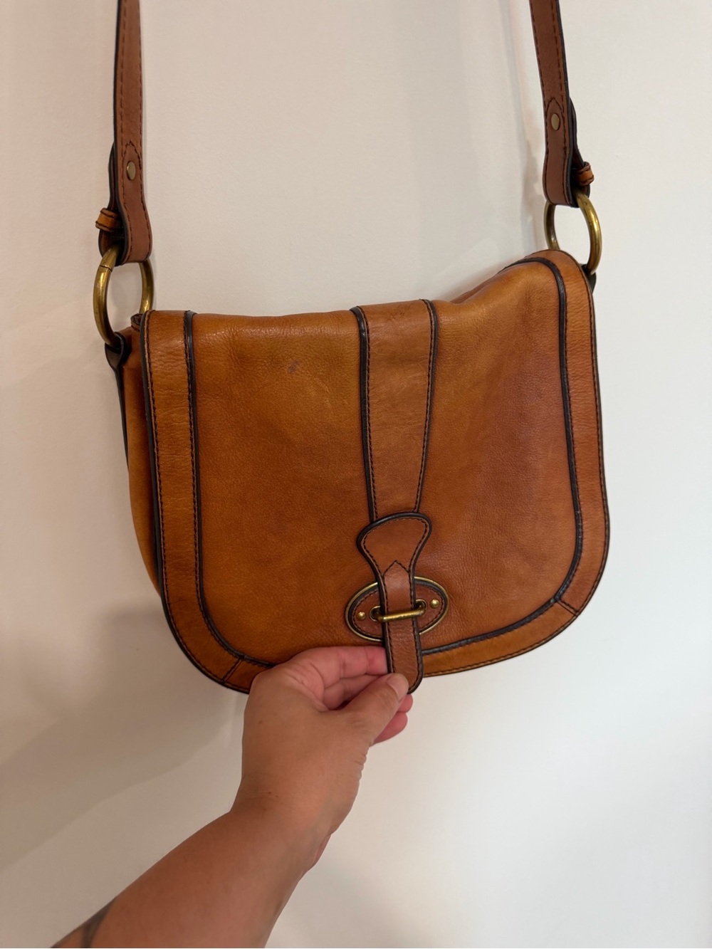 Fossil vintage Brown Leather Crossbody Saddle Bag - Picture 2 of 9